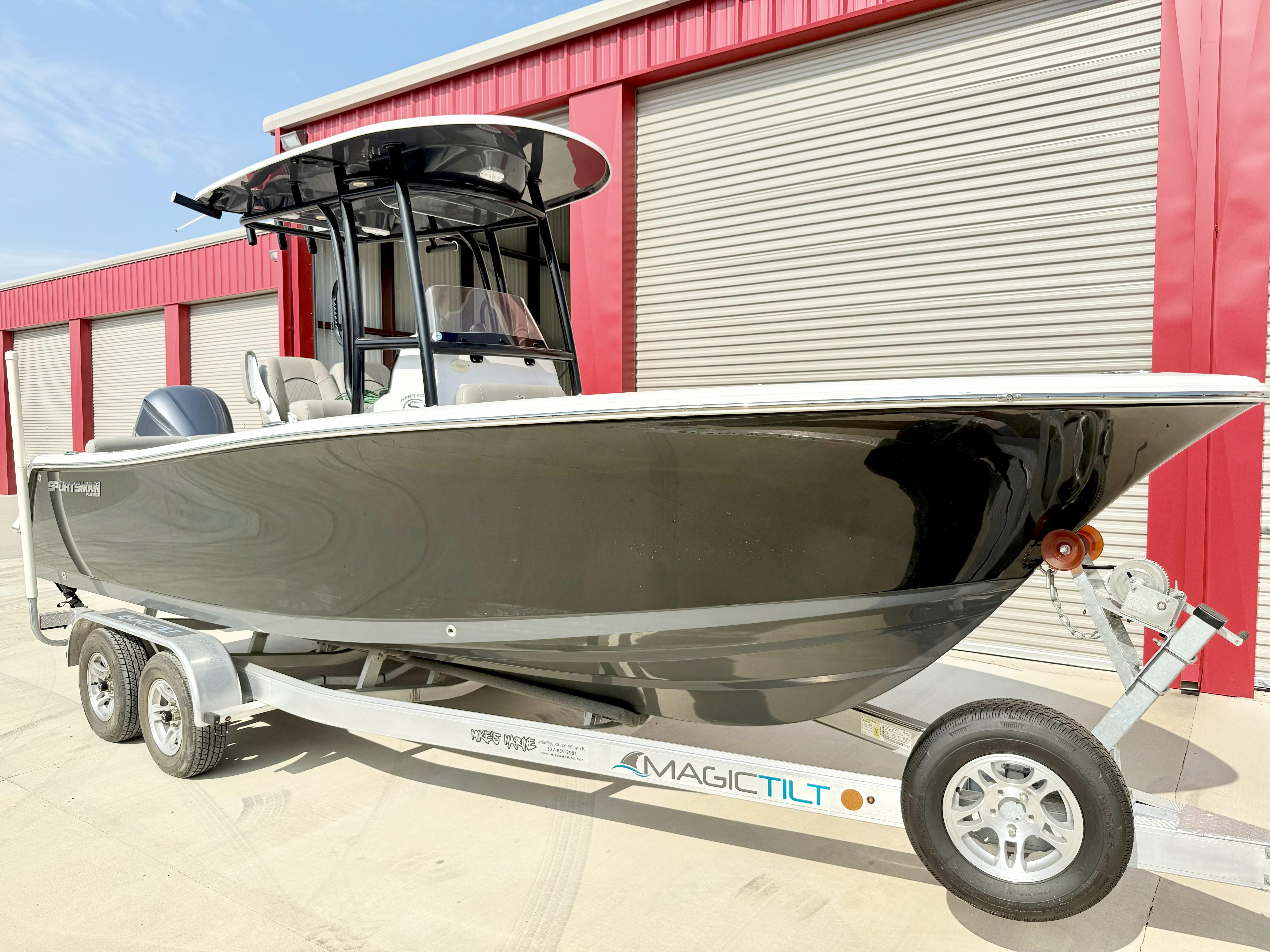 2023 Sportsman Heritage 231 Center Console