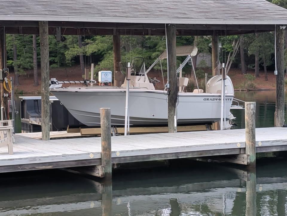 2025 Grady-White Fisherman 180