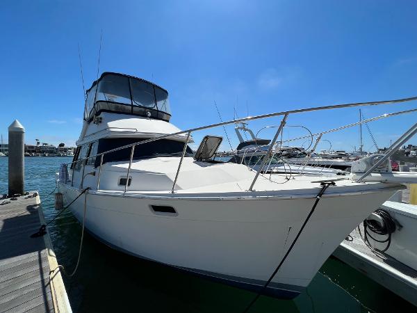1989 Bayliner 3288 Motoryacht