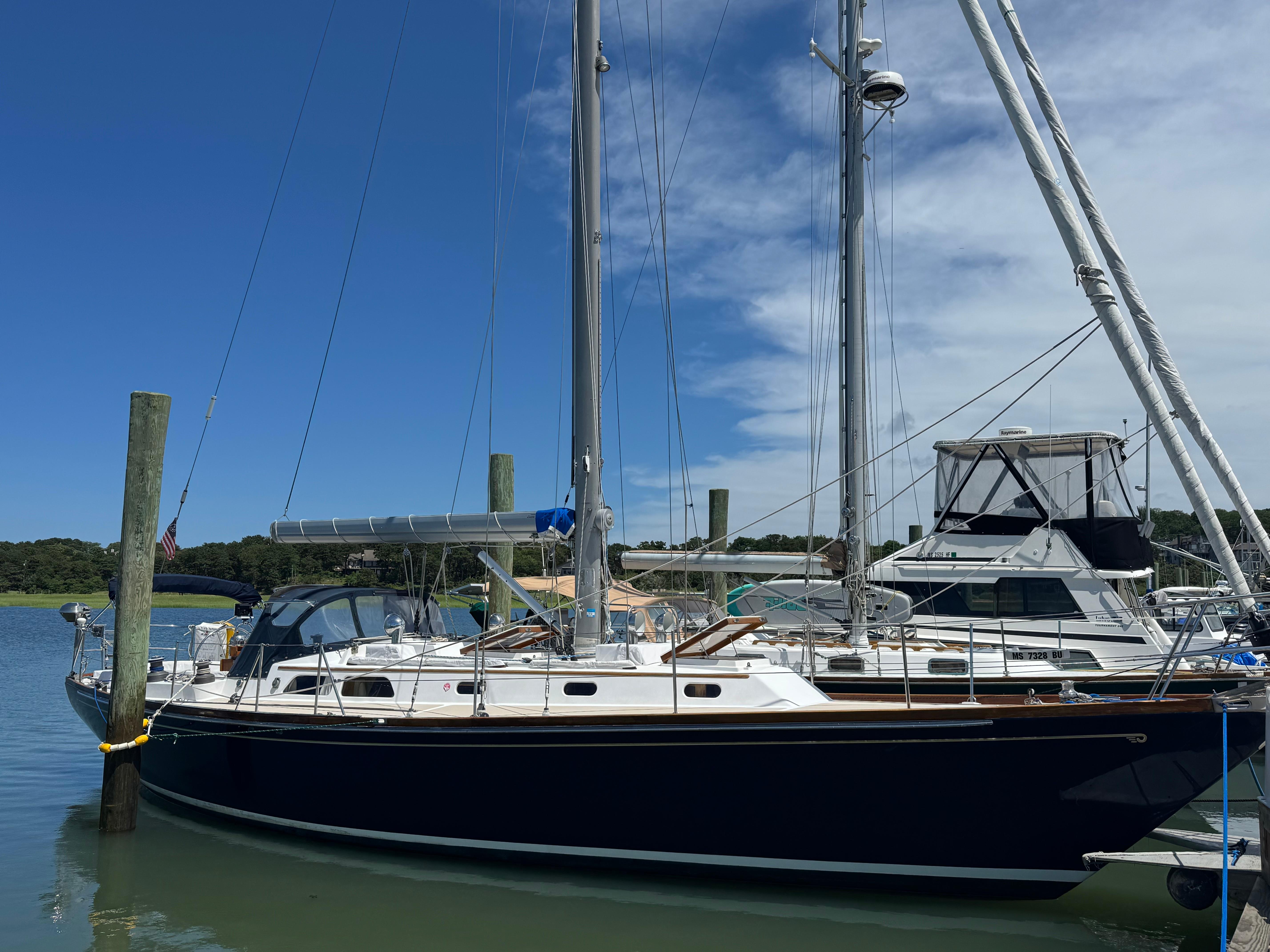 1983 Hinckley Sou'wester 42