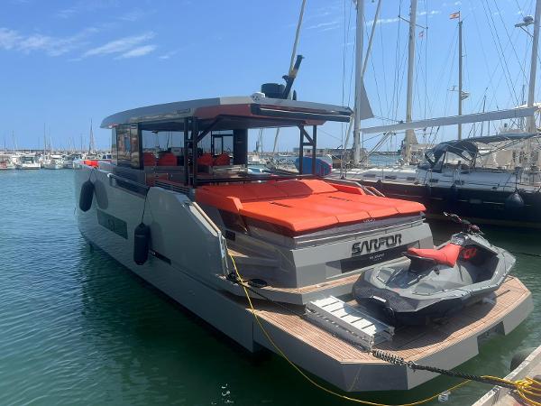 2022 De Antonio Yachts D50 Coupé