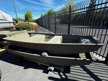 2025 Tracker Grizzly 1036 Utility