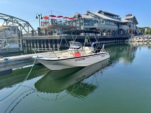 Boston Whaler 170 Montauk Image 1