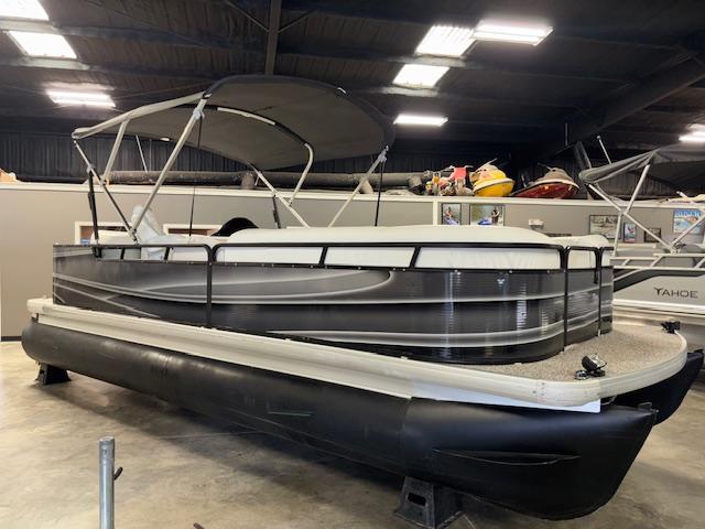 2002 AquaPatio AP220R