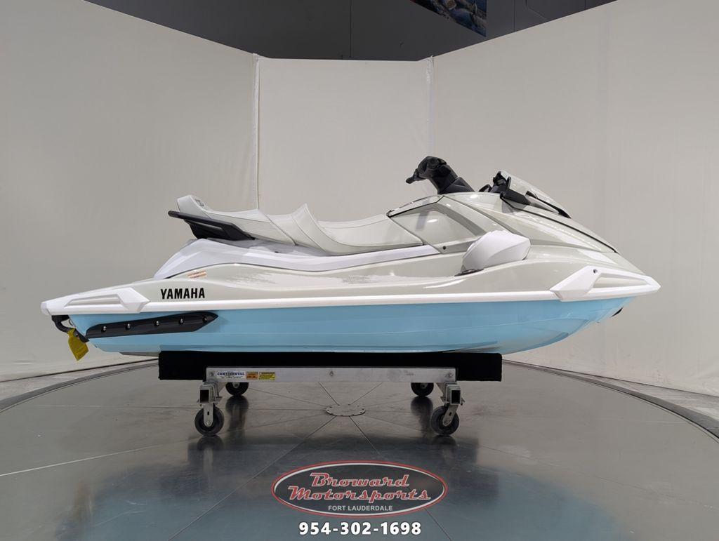 2025 Yamaha Boats VX Cruiser® HO with Audio