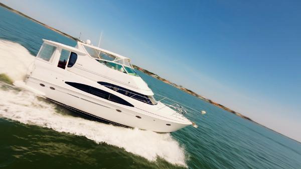 2001 Carver 466 Motor Yacht