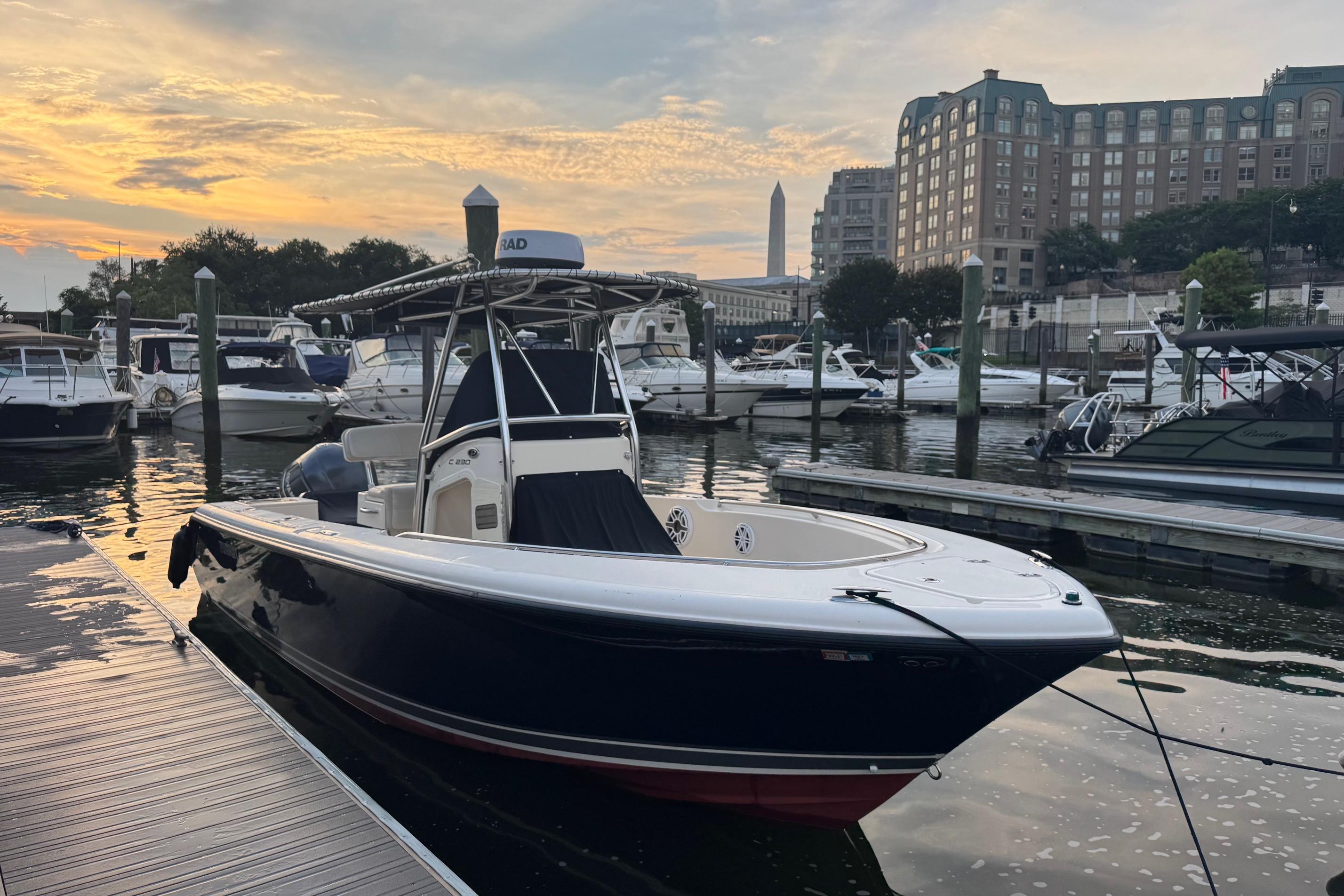 2012 Pursuit C 230 Center Console
