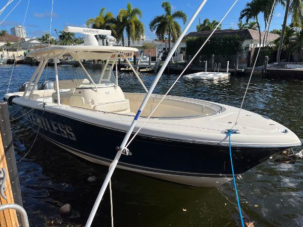 A maior loja náutica do mundo West Marine Fort Lauderdale. Barcos a venda  no Caribe 