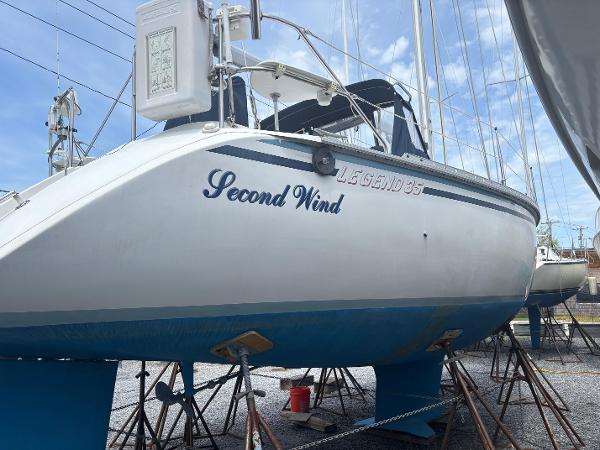 1988 Hunter Legend 35