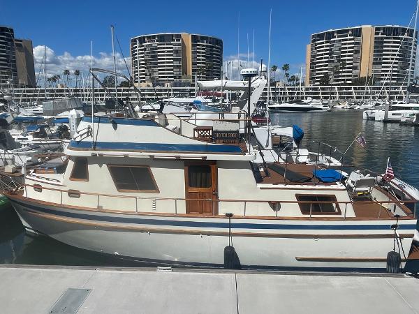 1979 Golden Star Aft Cabin