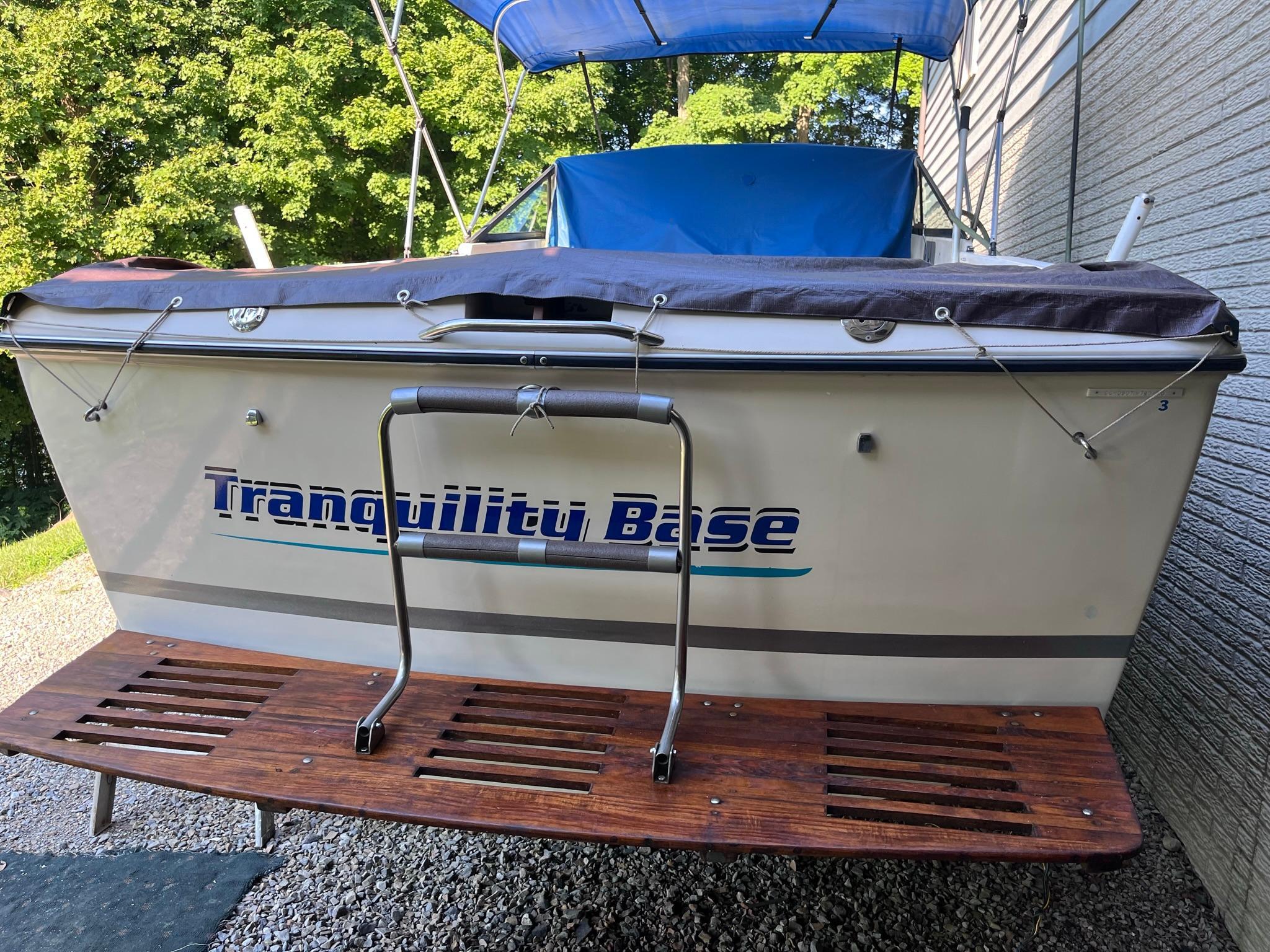 1979 Chris-Craft Lancer 22