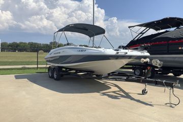 2018 Sun Tracker TAHOE 2150