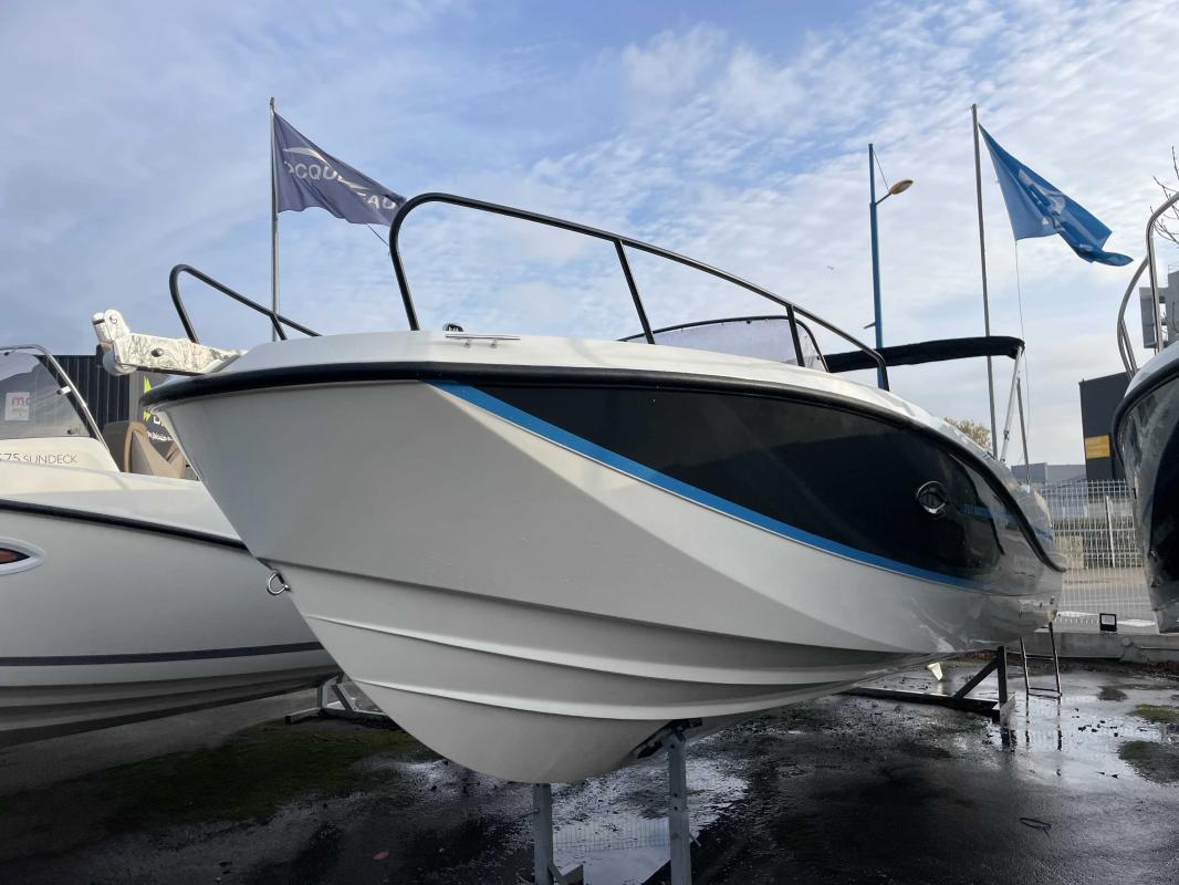 2024 Quicksilver Activ 755 Sundeck