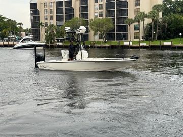 2024 Pathfinder 2500 Hybrid