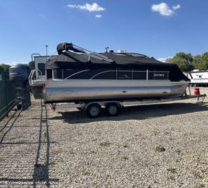 2015 Bennington 22 SSX