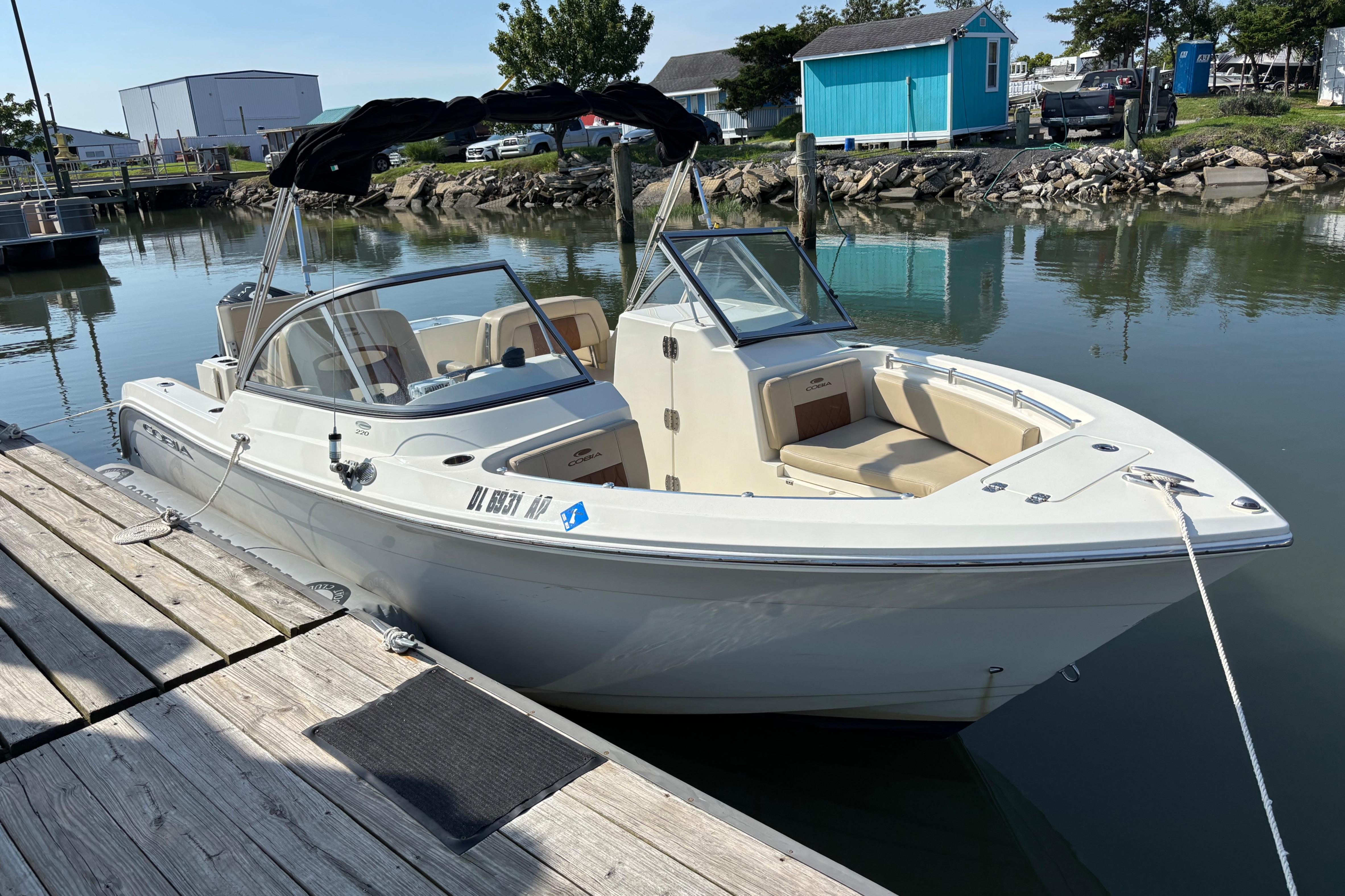 2024 Cobia 220 Dual Console