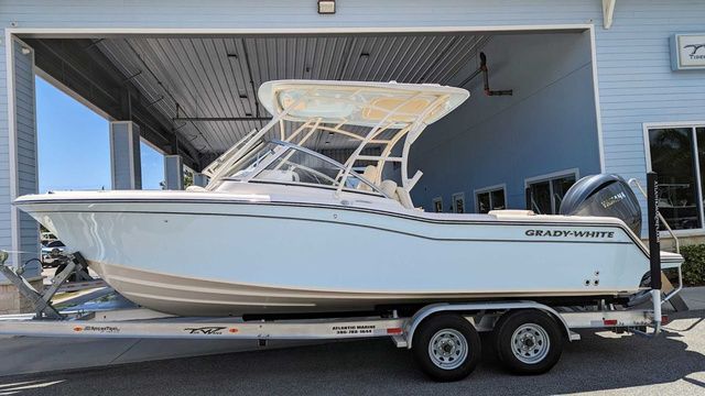 Grady-White Freedom 235
