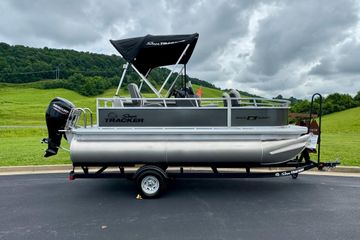 2026 Sun Tracker Bass Buggy 16 XL Select