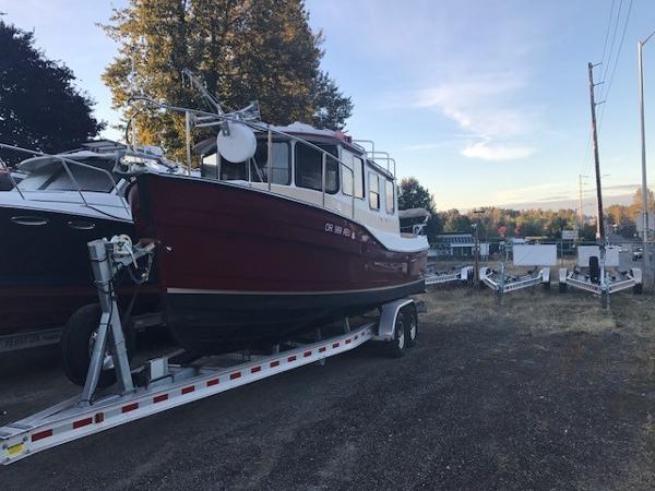 Ranger Tugs R-27: A Mini-Trawler that Maximizes Space - boats.com