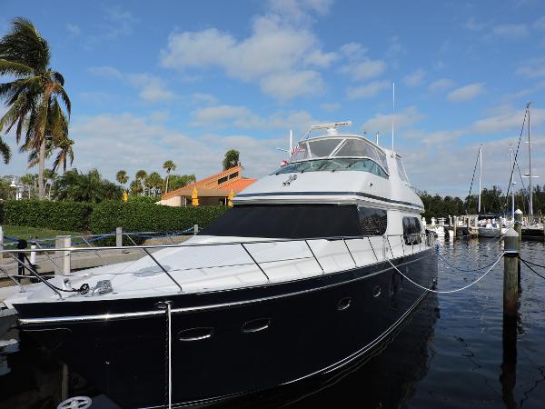 Carver 56 Voyager SE
