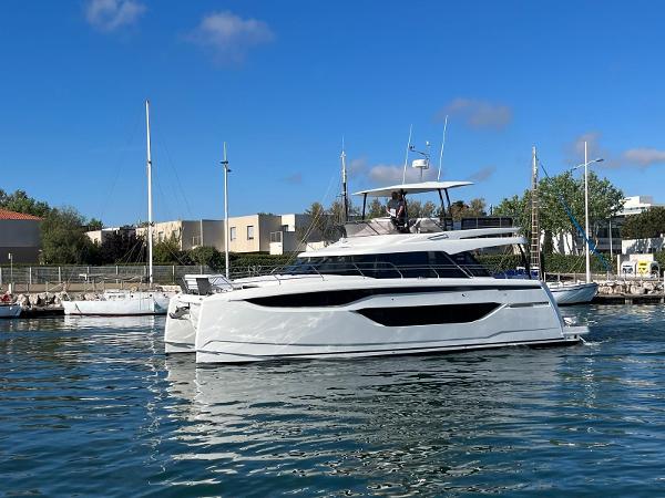 2024 Beneteau M 48
