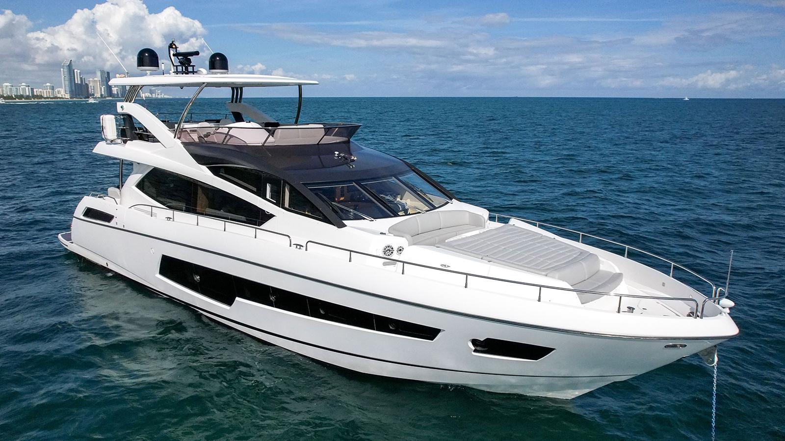 Sunseeker 75 Yacht