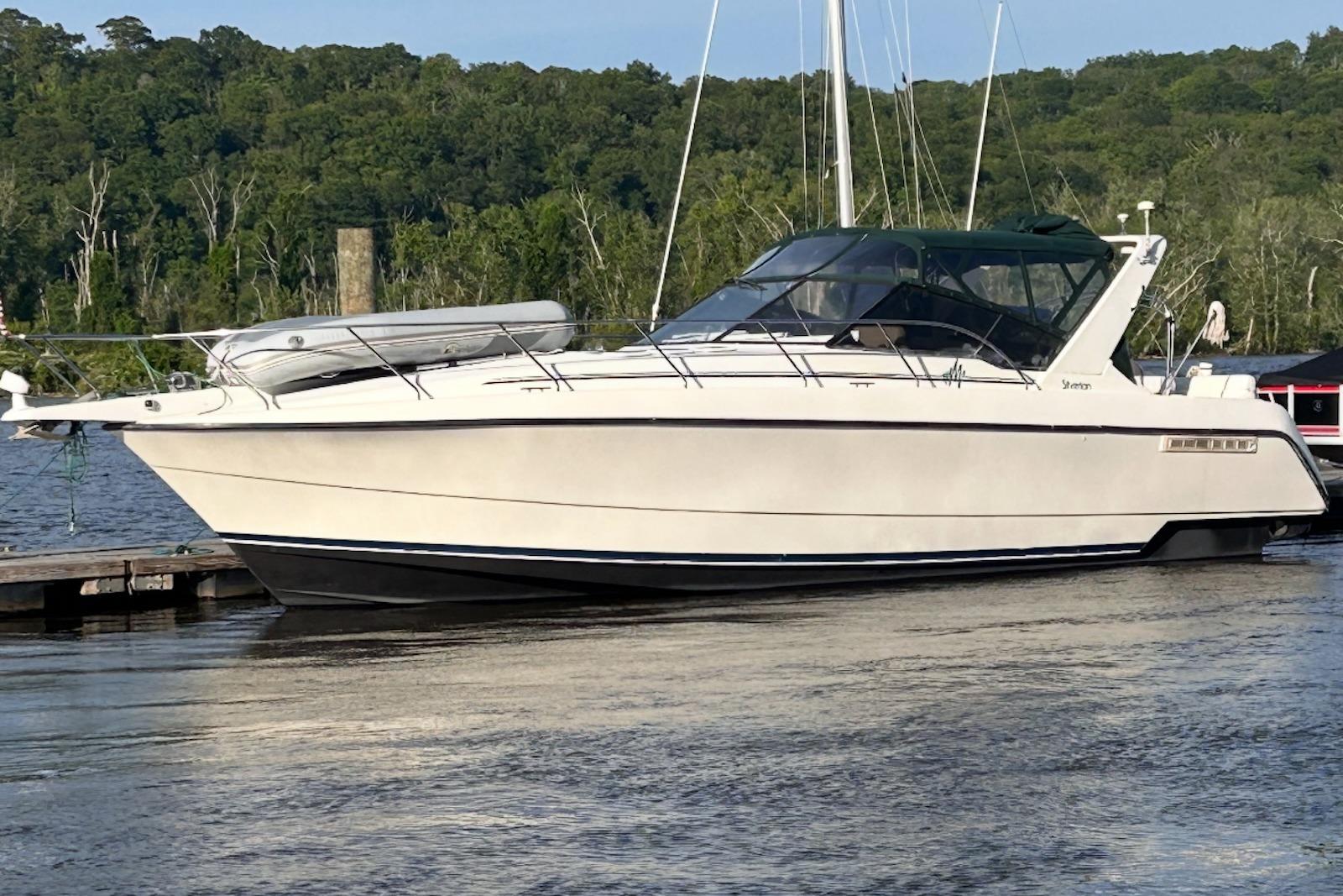 1993 Silverton 34 Express