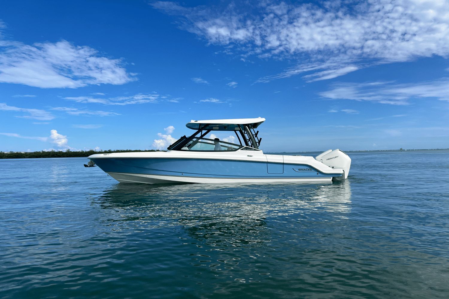 2026 Boston Whaler 280 Vantage