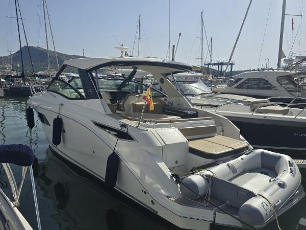 Sea Ray 320 Sundancer