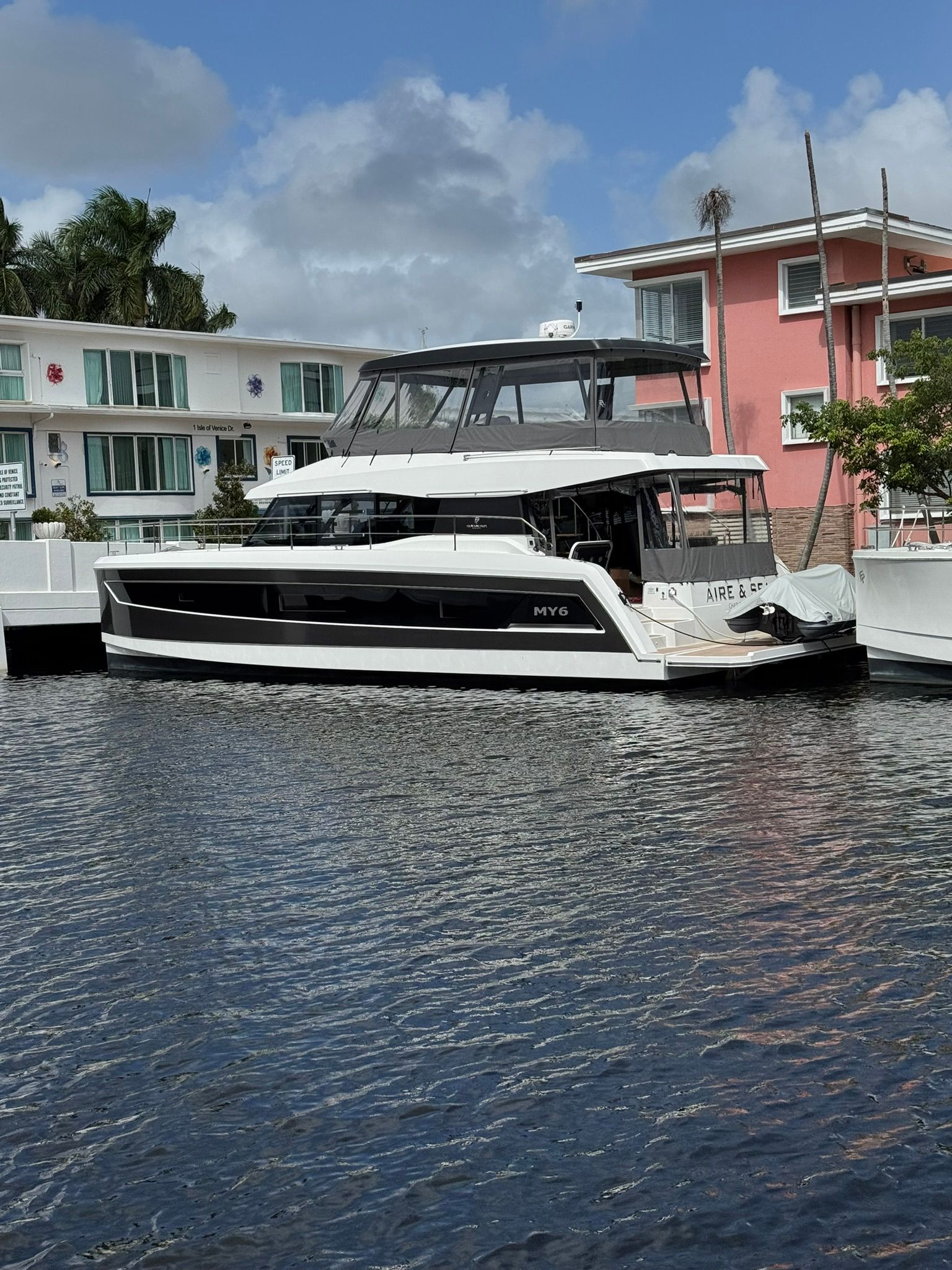 2024 Fountaine Pajot MY6