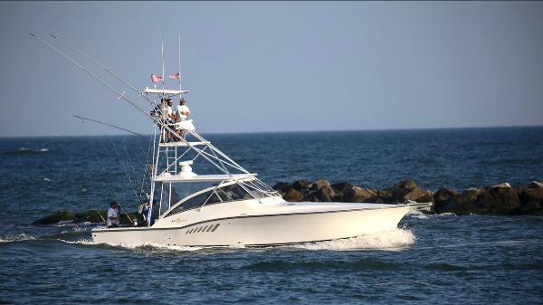 2002 Albemarle 410 Express Fisherman