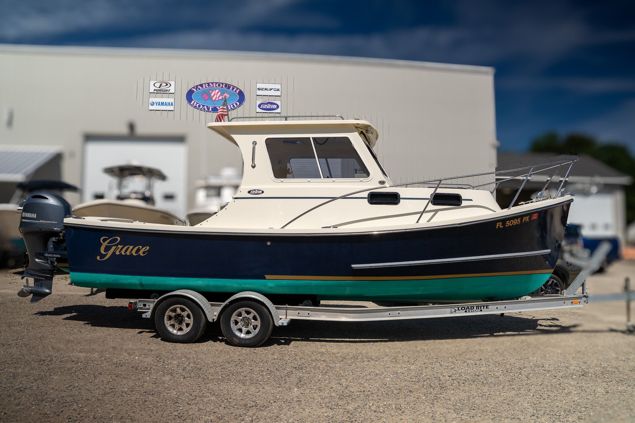 2015 Eastern 248 Explorer