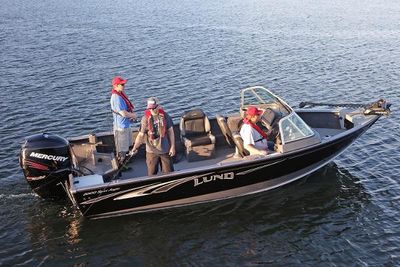 Lund 2000 Sport Angler Manufacturer Provided Image Boat