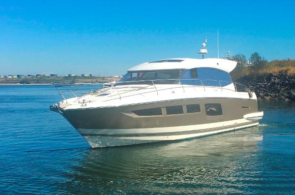 2017 Prestige 500 S