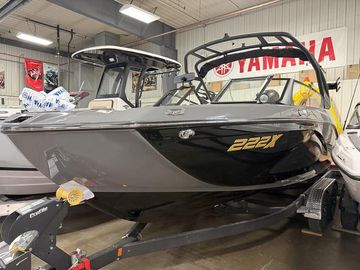 2025 Yamaha Boats 222XD