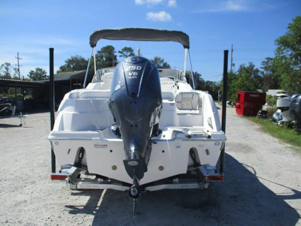 2025 Sea Fox 228 Traveler