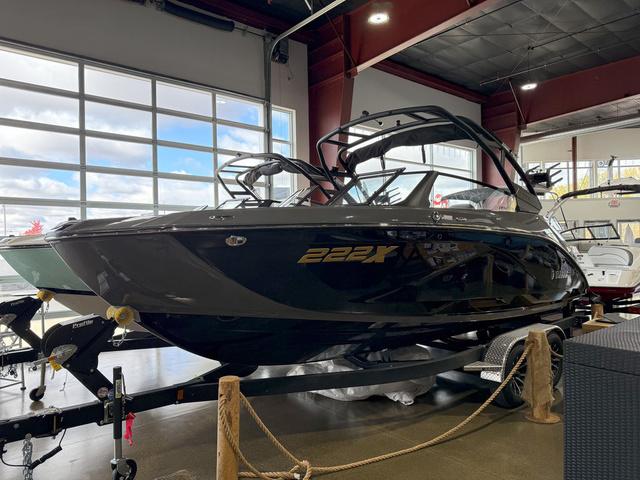 2025 Yamaha Boats 222XE