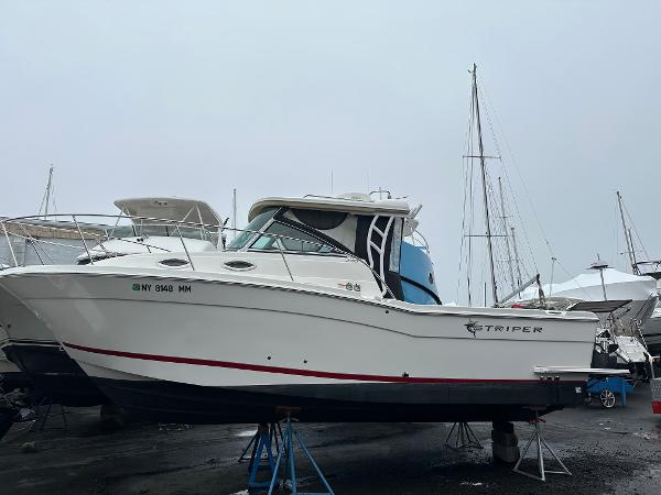 2017 Striper 270 Walkaround