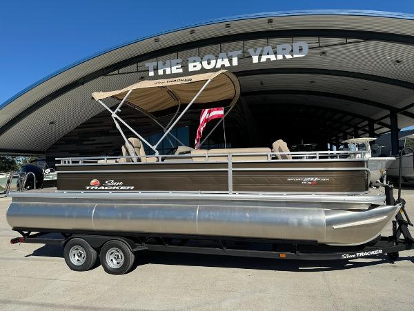 2025 Sun Tracker Sportfish 24 XP3