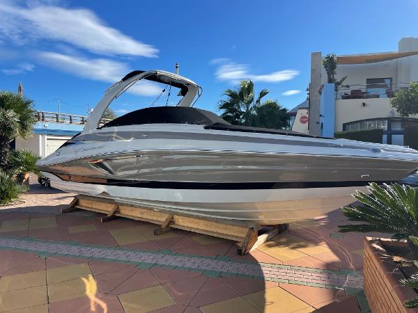 2023 Crownline 270 SS