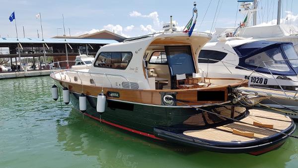 2012 Di Donna SERAPO 42 CABIN HT
