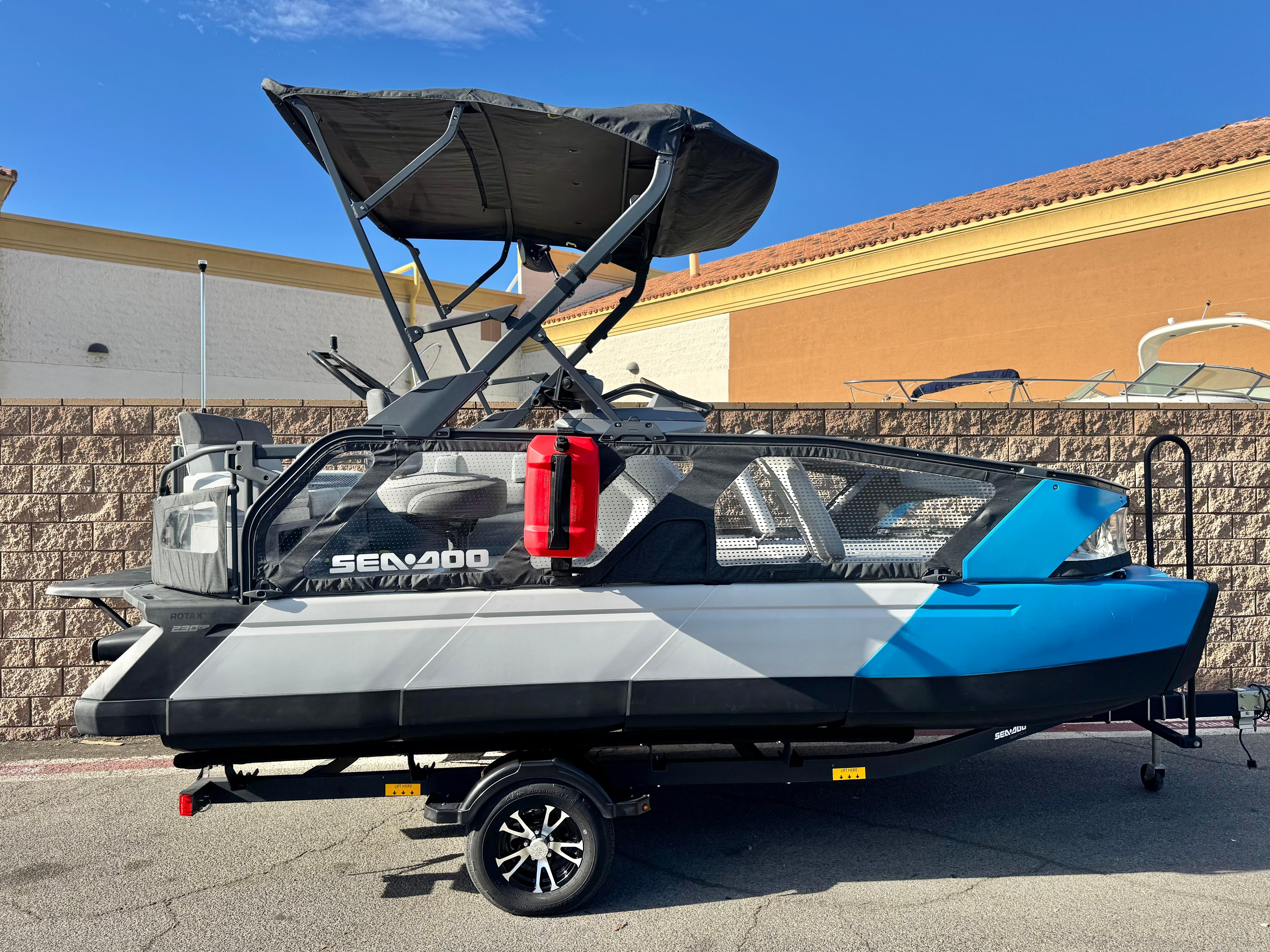 2023 Sea-Doo Switch Sport 18