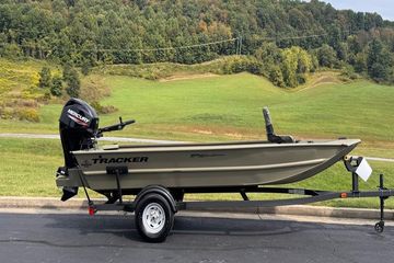 2026 Tracker Grizzly 1654 T Sportsman