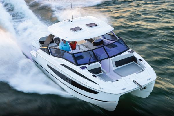 Aquila 32 Sport Manufacturer Provided Image