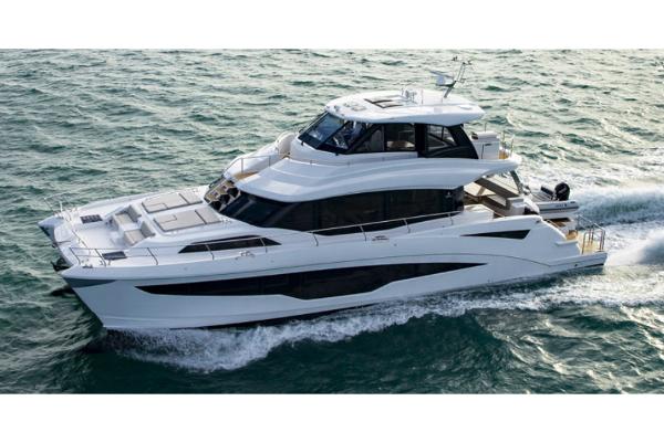 Aquila 70 Luxury Manufacturer Provided Image