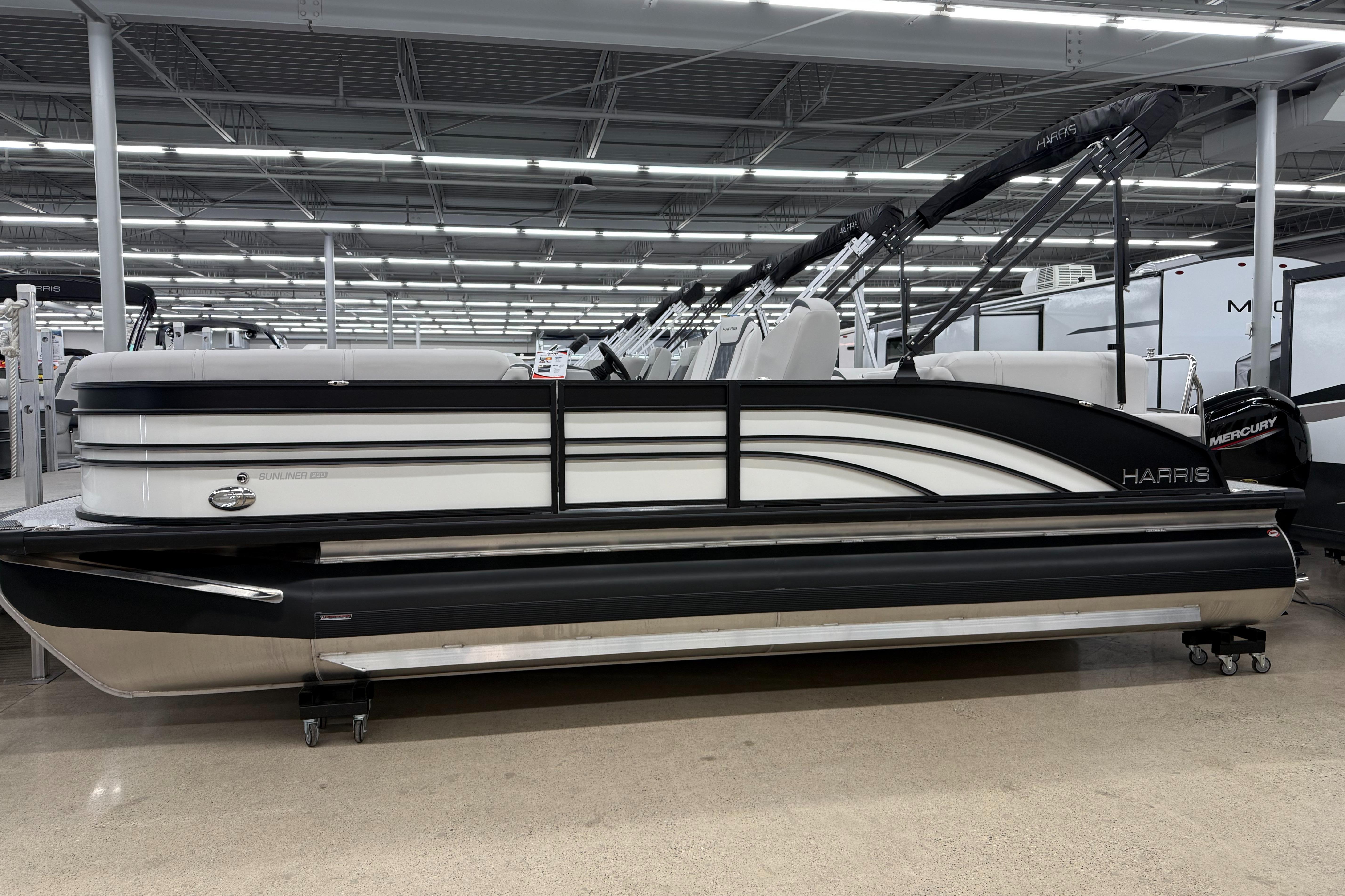 2025 Harris Sunliner 230