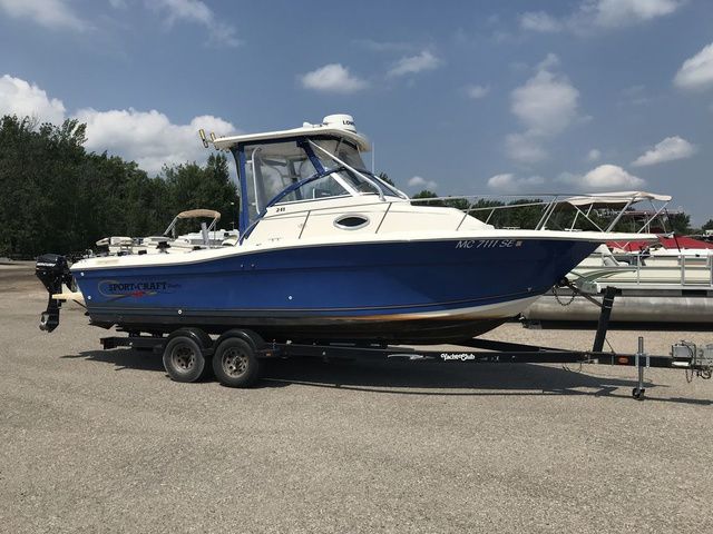 2001 Sport-Craft 241 Walkaround
