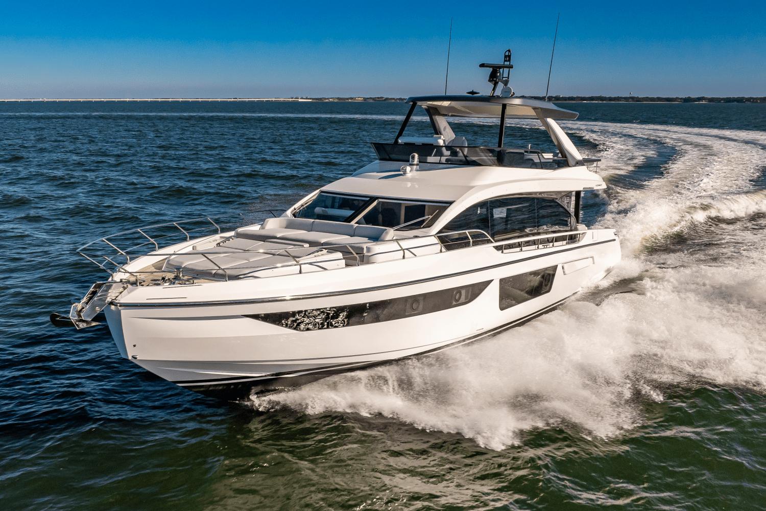 2025 Azimut Fly 68