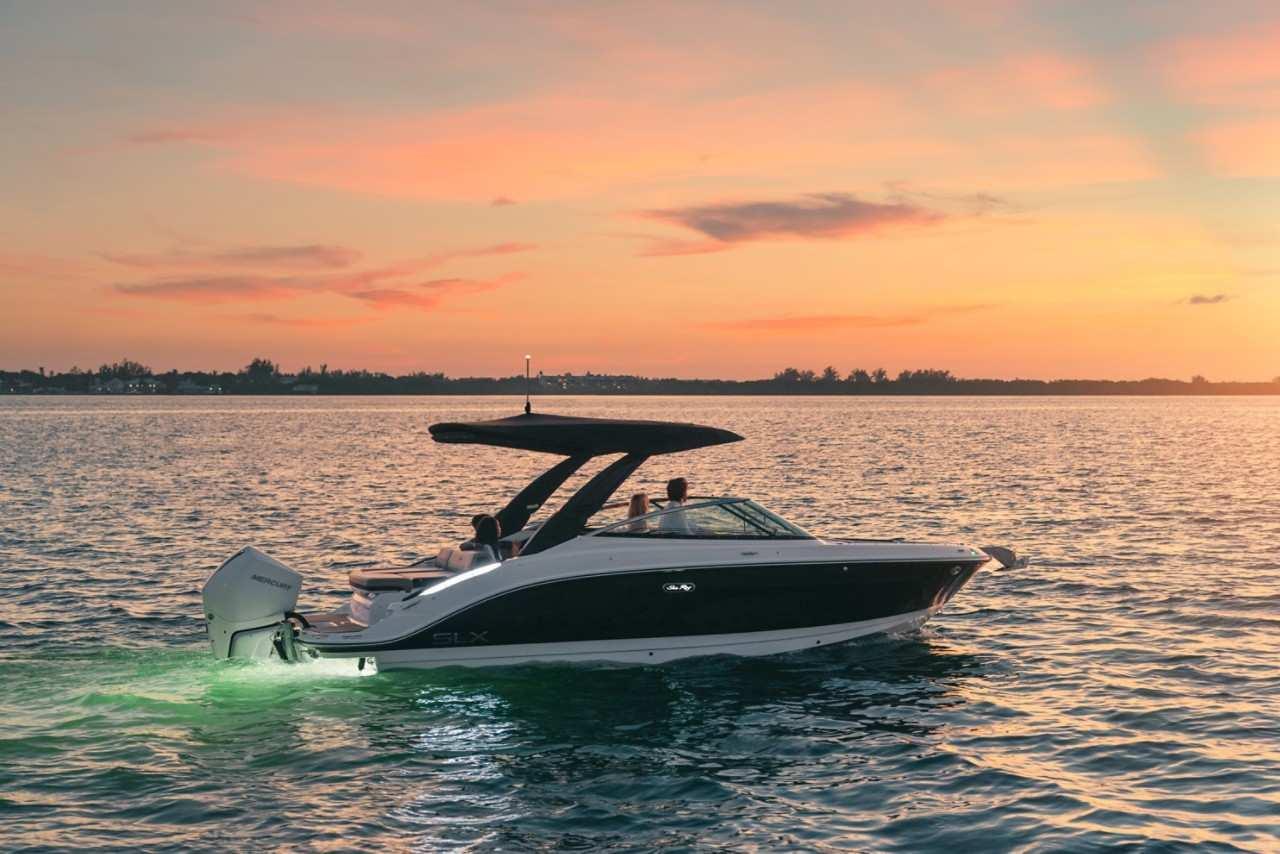 2025 Sea Ray SLX 260 Outboard