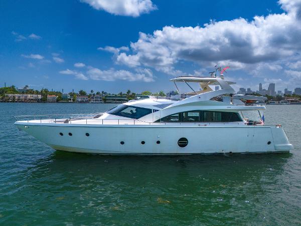 2008 Aicon 75 Flybridge